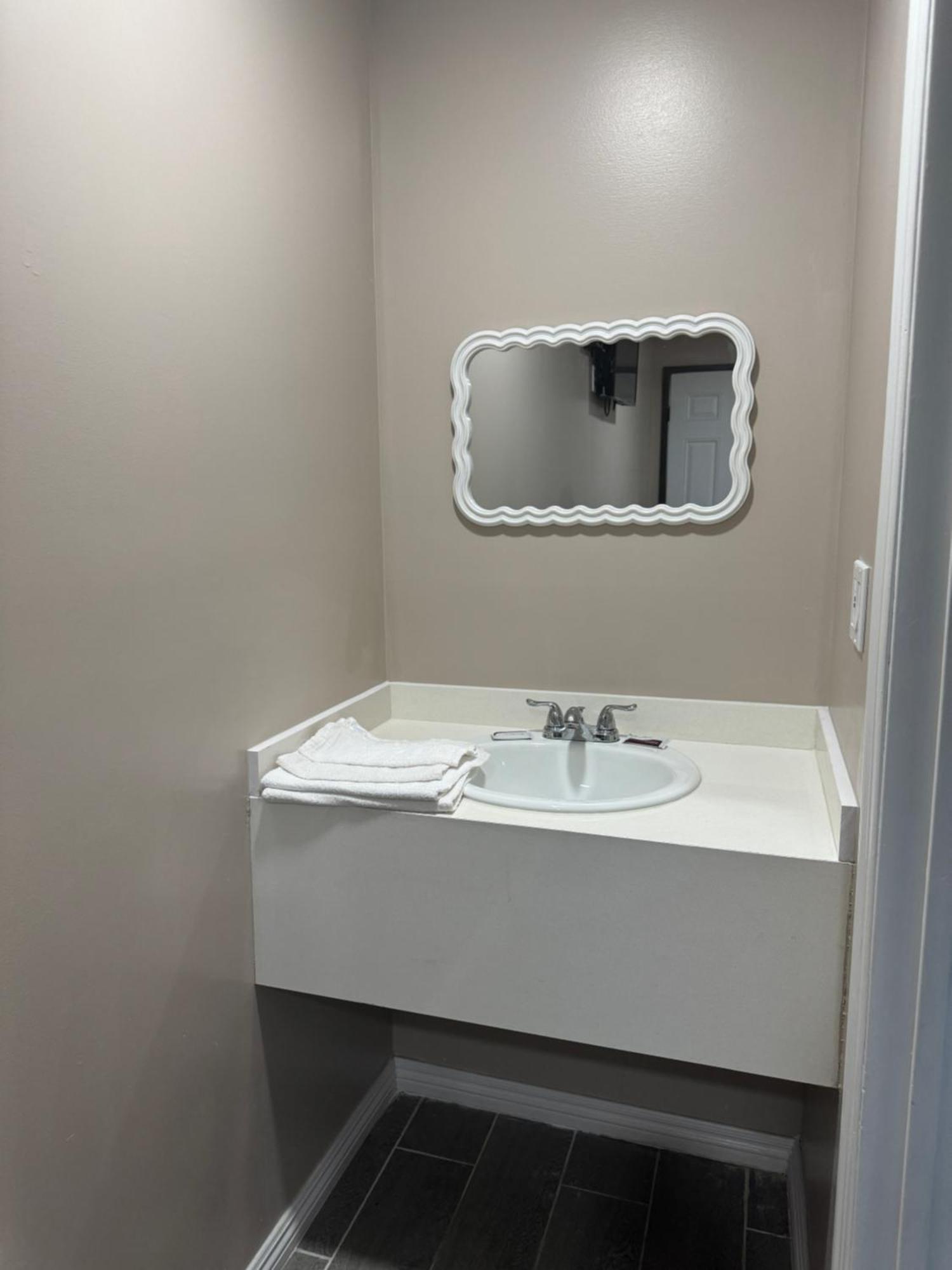 Monterey Motel Long Beach Bilik gambar